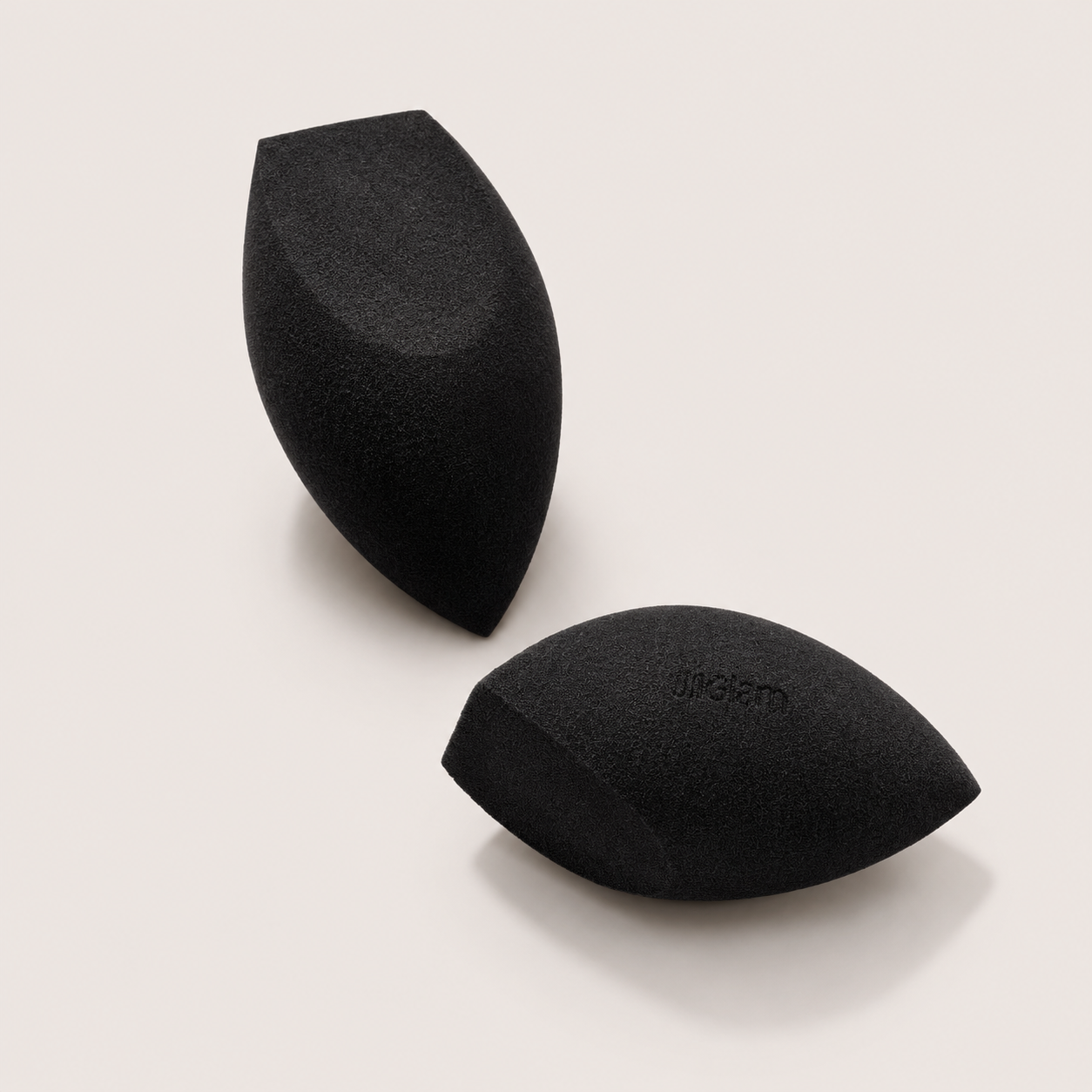 Blendmaster Makeup Sponge